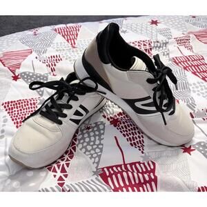 Tretorn Women’s Sneakers – Beige & Black Lace-Up Casual sneakers—Loyola